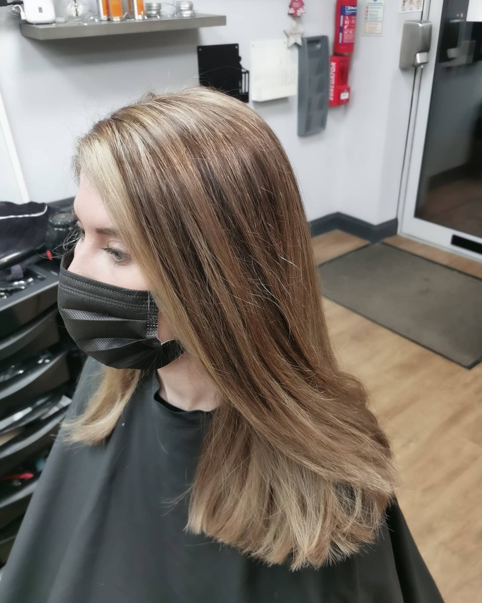 So glad to be back!!! First transformation of the season by Gitte! 🥰 

#arcanasalon #arcanaoffers #arcanabeauty #hairsalon #beautysalon