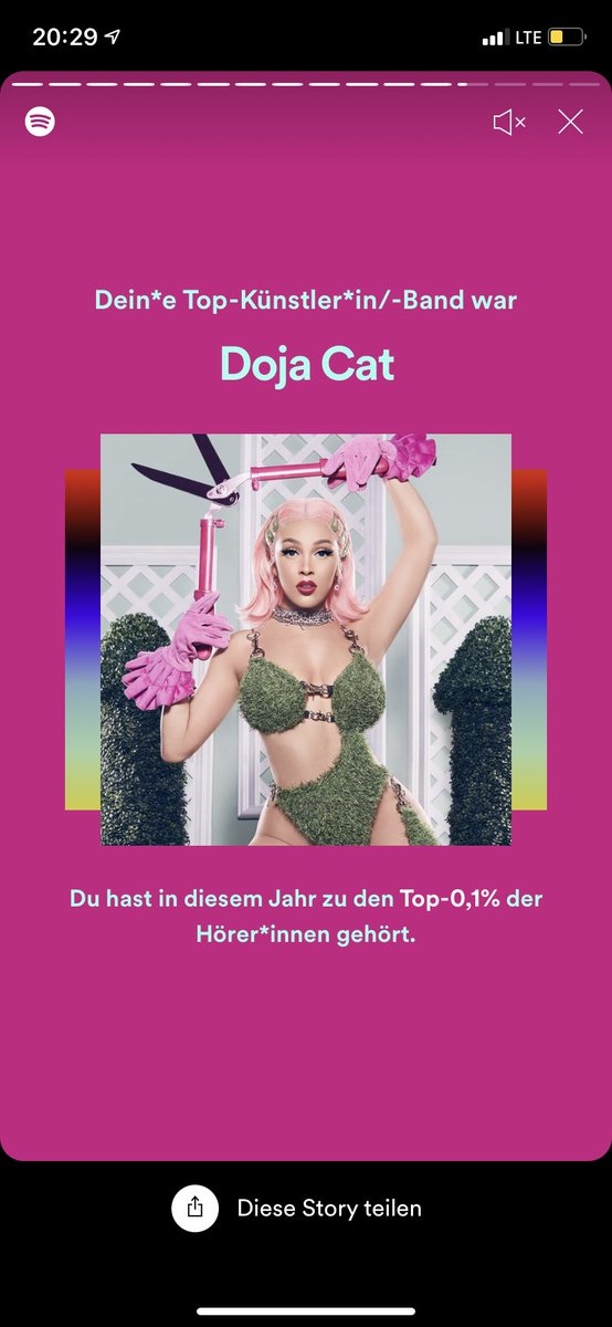 Wow <a href="/DojaCat/">DOJA CAT</a> Can I get a Concert Ticket? 😂