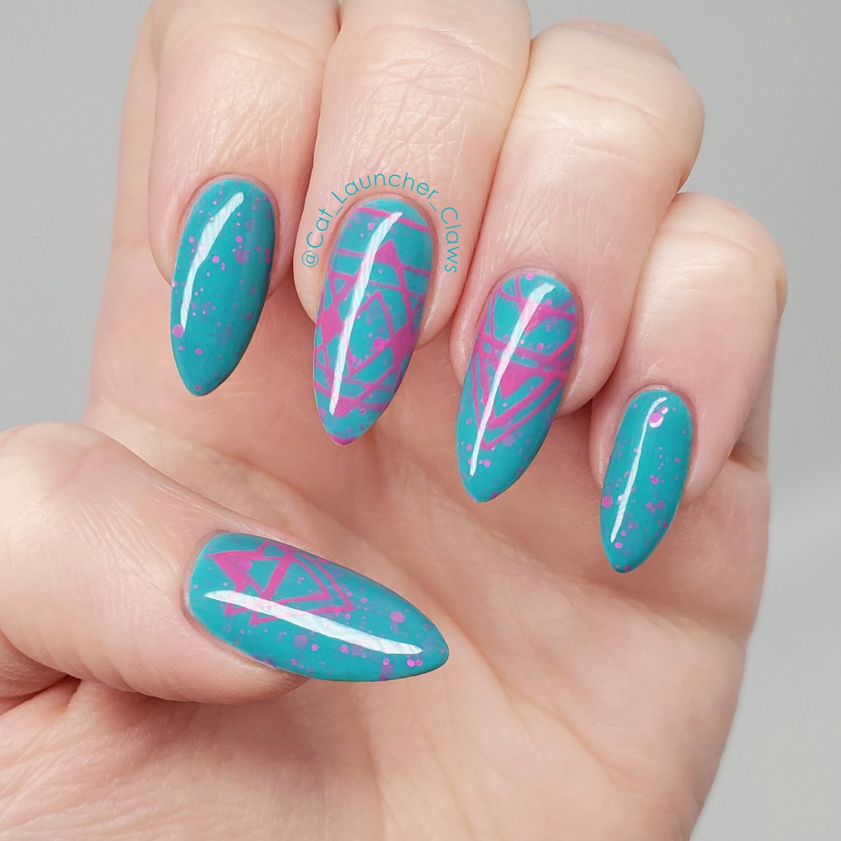 pink and blue are my colors, what can I say?

#nails #nailart #manicure #notd #nailstamping
