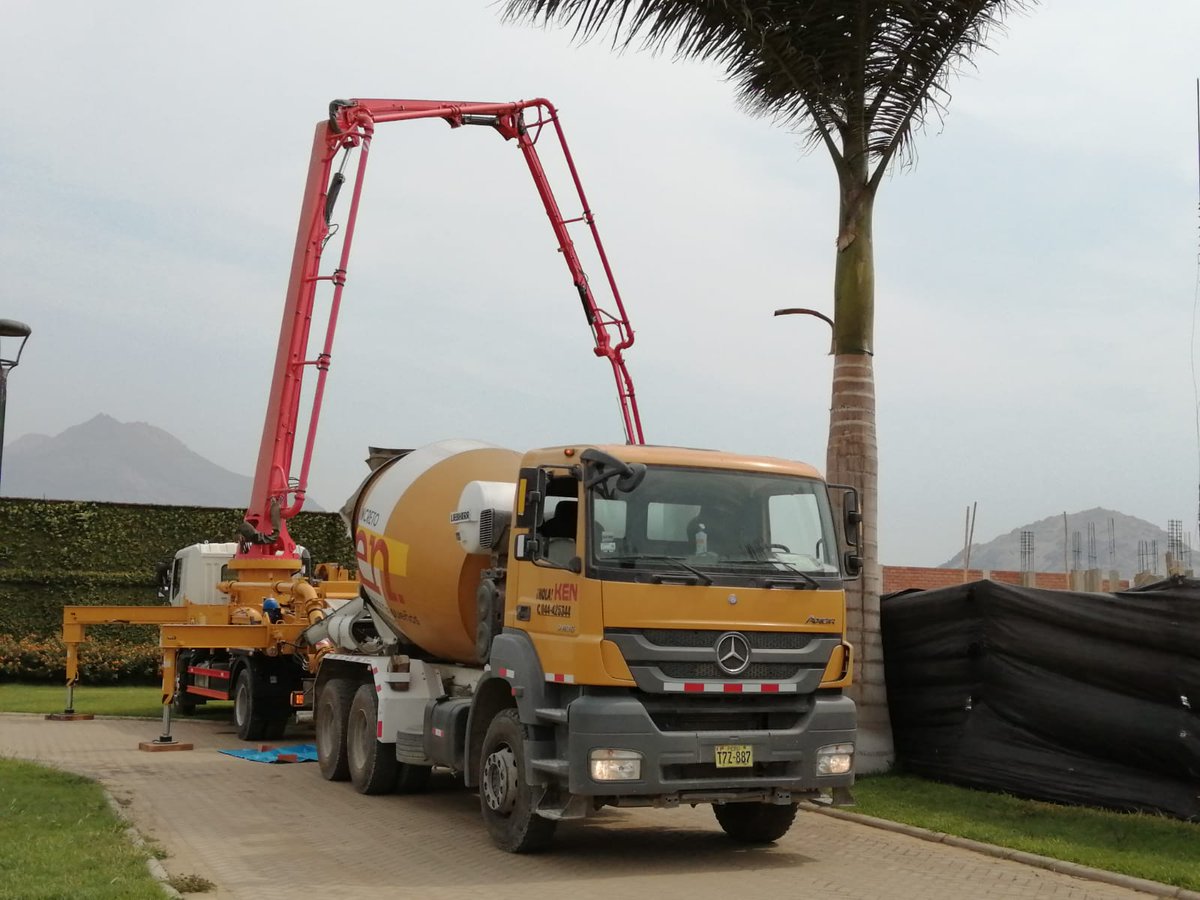 baunersa's tweet photo. 🏗. Construye un hogar seguro | Expande tu negocio 🏬

#concretoken #materiales #premezclado #construccion #hogar #negocio #ingenieriacivil #arquitectura #maestrosdeobra #inmobiliaria #contratistas #constructora #concreto #premezcladosken #trujillo #lalibertad https://t.co/mRLW7OFG14