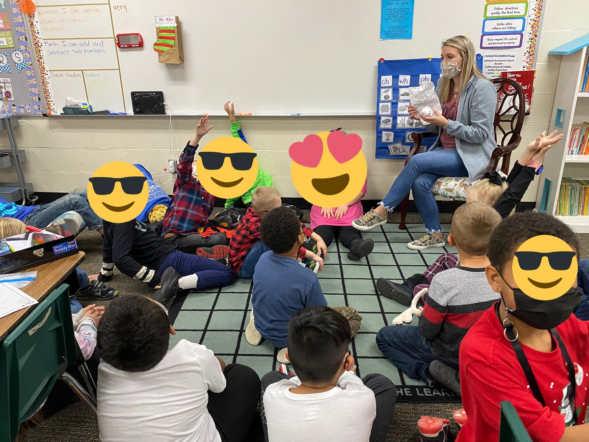 k_novak64's tweet photo. Nothing like a good “ole” game of onion ball to solve word problems in Hardy’s 2nd grade. @WISDHardy @WillisSchools https://t.co/VW3VWRD2IZ