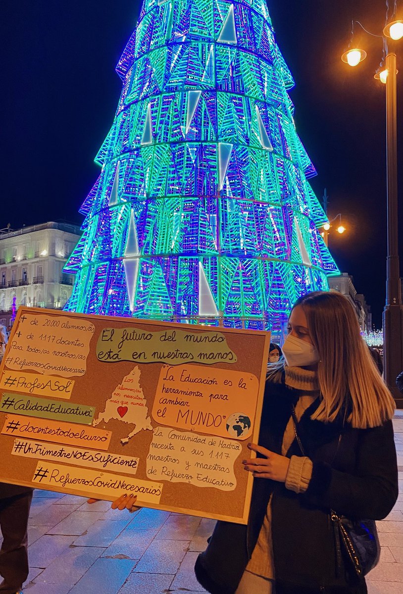 GemaRindel's tweet photo. L@s profes unidos jamás serán vencidos 💚💪🏼 @RefuerzosCovid #RefuerzosCovidNecesarios #ProfesASol #DocentesTodoElCurso https://t.co/D17MICaybB