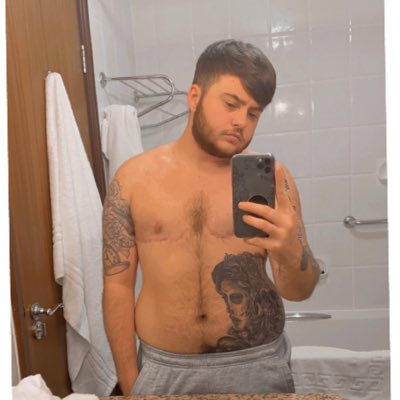 leonchaffe's tweet image. 