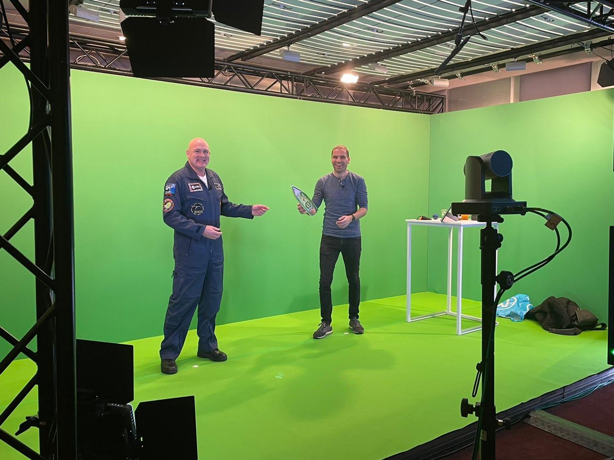 André Kuipers tweet media