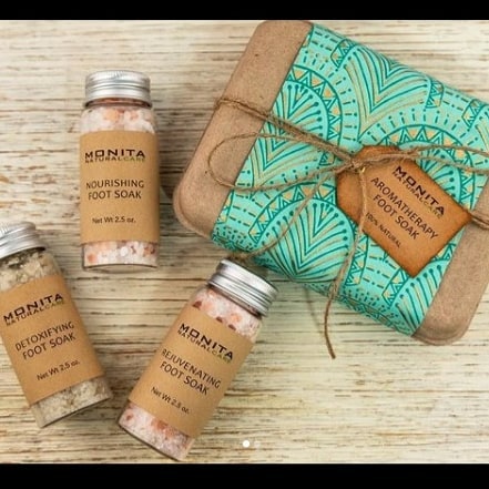 Mona Itani of Monita Natural Care makes small batch, skin and earth friendly body care products for him and her, from glorious smelling soaps to beard care products. Her organic and vegan spa and shaving sets would make perfect holiday gifts.
MonitaNaturalCare.com

#tcgmakers