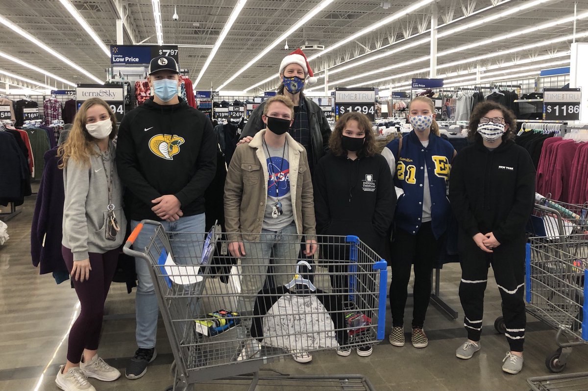 Great bunch of young people ⁦<a href="/ENHighSchool/">EN High School</a>⁩ One more local family will have a Merry Christmas.