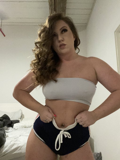 checking myself out in the mirror like https://t.co/Af94QmHev2<a href="/tag/nofilter"class="tags"><span>#nofilter</span></a>