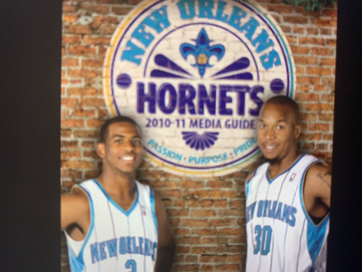The original Charlotte hornets last season began in 2001/02
@MELOD1P is born in 2001
The original hornets best season was 97/98. But lost to mj/ bulls in playoffs. Predicted upset in SI. 54 wins
@ZO2_ born in 97
@Lavarbigballer was on panthers practice squad in 95. https://t.co/VLJRzkHU5x