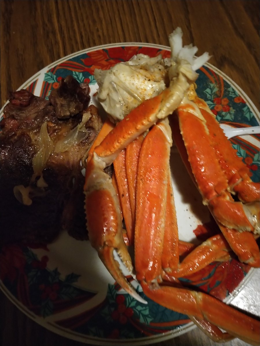 OfVisuals's tweet image. Steaks and crab legs what's on your menu for tonight?! ...

#battleoftheculture #podcast #visuals
