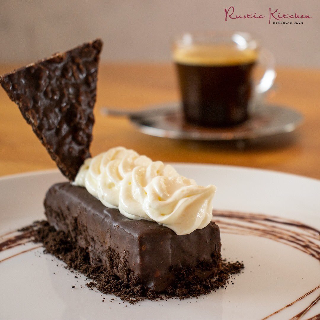 RustickitchenMX's tweet image. ¿Existe el Pecado libre de Gluten?
Por supuesto, es el cremoso pastel de chocolate amargo,  con crujiente de arroz inflado y crema de vainilla.

También pídelo por Uber Eats ➝ bit.ly/2ITCVzj