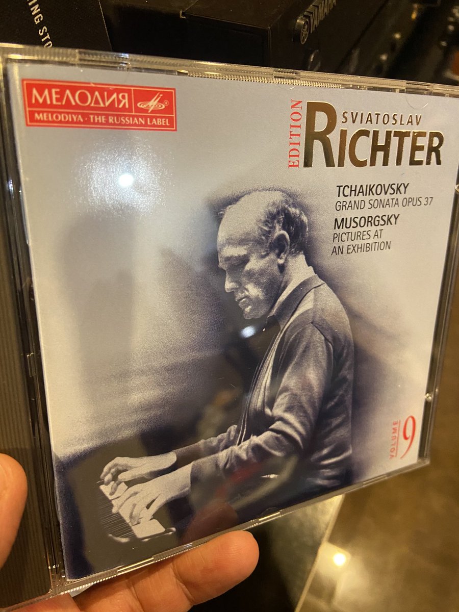 Jazzrockman's tweet photo. Tremenda grabación de 1958.
#Musorgsky #SviatoslavRichter #Melodiya #NowPlaying https://t.co/eRNuVWFfFG