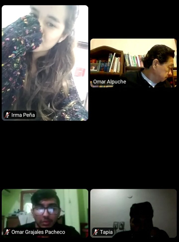 Clases de #AdministraciónEstratégica con el profesor <a href="/omaralpuche/">omar alpuche leal</a> en la exposición de #Apple <a href="/Omar_Grajales_/">Grajales Pacheco Manuel Omar</a>