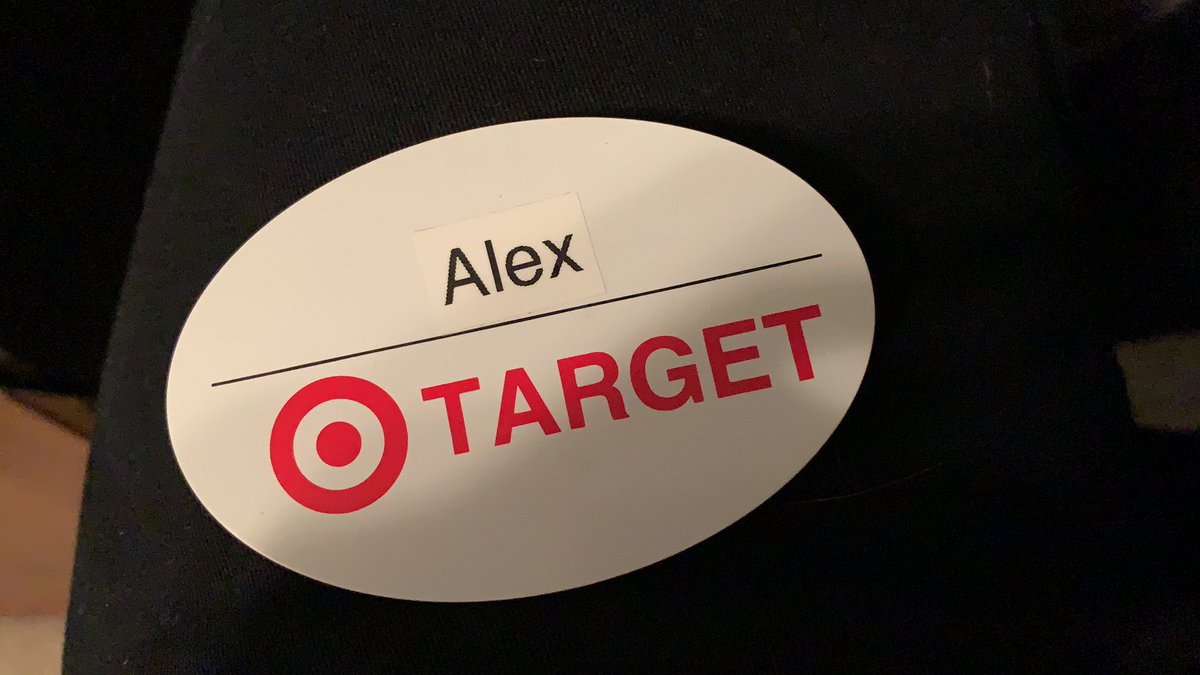 PineiroA's tweet image. #alexfromtarget