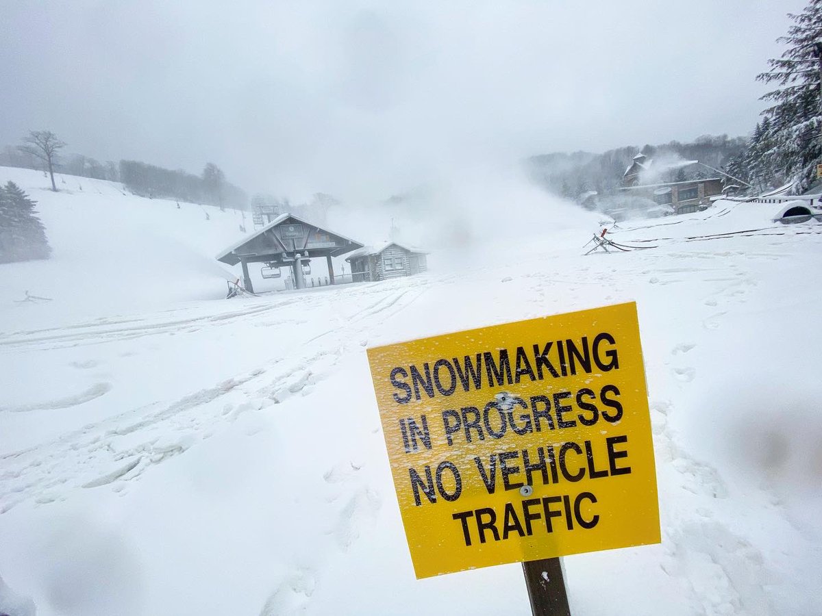 10 inches of natural snow plus great snowmaking production. 👏 December is off to a fantastic start! 🌨 Opening Day has not been set yet...stay tuned for an announcement and THINK SNOW! ⛄️