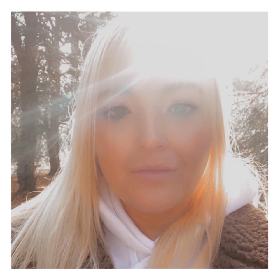 BossmomsUk's tweet photo. If I do but one thing today may I be human sunshine to someone Be kind, be supportive, be someones light No clouds in my skies! 
#mumlife #workfromhome #motivation #mumpreneur #hustlehard #empoweringwomen #women #Career  #womeninbusiness #girlpower #determination #ownboss #Family https://t.co/ZazWb9IE8v
