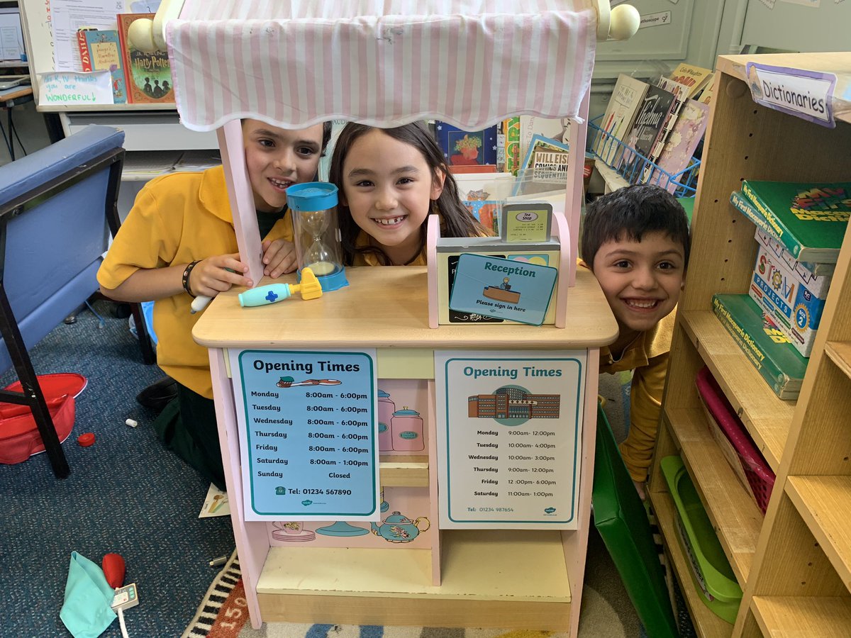 KENSINGTONPS's tweet photo. Reading groups is our favourite way to start the day #1V #PlayPerformance #ReadingEggs #DramaBox #TypingSkills https://t.co/FDT9gjaN7U