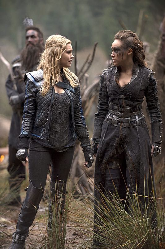 ships_polls's tweet photo. REQUSTED 

RT FOR Clexa
LIKE FOR WayHaught https://t.co/52FsOZu5AP