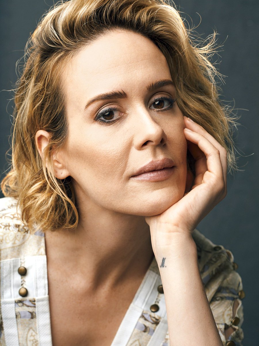 sarah paulson | your favorite mac and cheesecomforting and always takes care of you