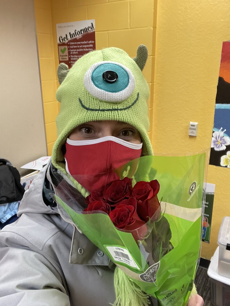 SunSweatSmile6's tweet photo. Today I was 1 Lucky & Loved @PAFA_STARS 🌟 #Teacher #ActingAP #Thankful #Education #SDOCGoodToGreat #Stars #ElementarySchool https://t.co/YK7WREt7k1