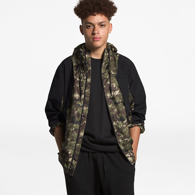 SOLELINKS's tweet photo. Ad: Select The North Face Jackets on sale as low as $29.99 + FREE shipping => https://t.co/Ozt9kxt2Su https://t.co/zMTzW9oKXj