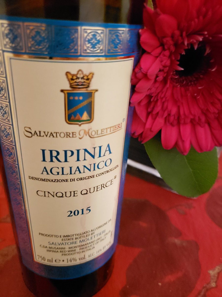 oenofinny's tweet photo. #WineWednesday #wineoftheweek thanks for the recommendation @SipFineWines https://t.co/pvlXZvnmud