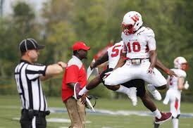 Thank God! Blessed to have earned my first official offer from Wabash College🤟🏾🤍❤️ <a href="/CoachP_SCA/">Coach P</a> @Devrett1 <a href="/sca_football/">SCA Football</a> <a href="/CoachJRiordan/">Joe Riordan</a>