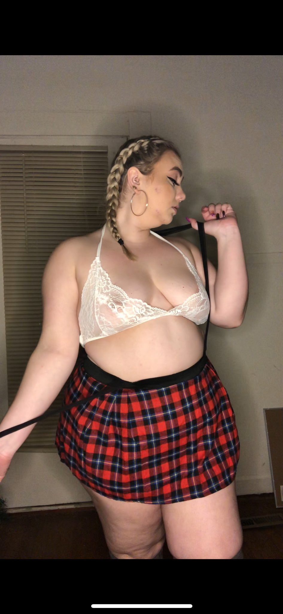 Molly Rose on X: Just made a free onlyfans! Come check it out and follow  for free!!! 😘😘💕. t.co4c5wFjjv8k t.co4EeOjcmdHw  X