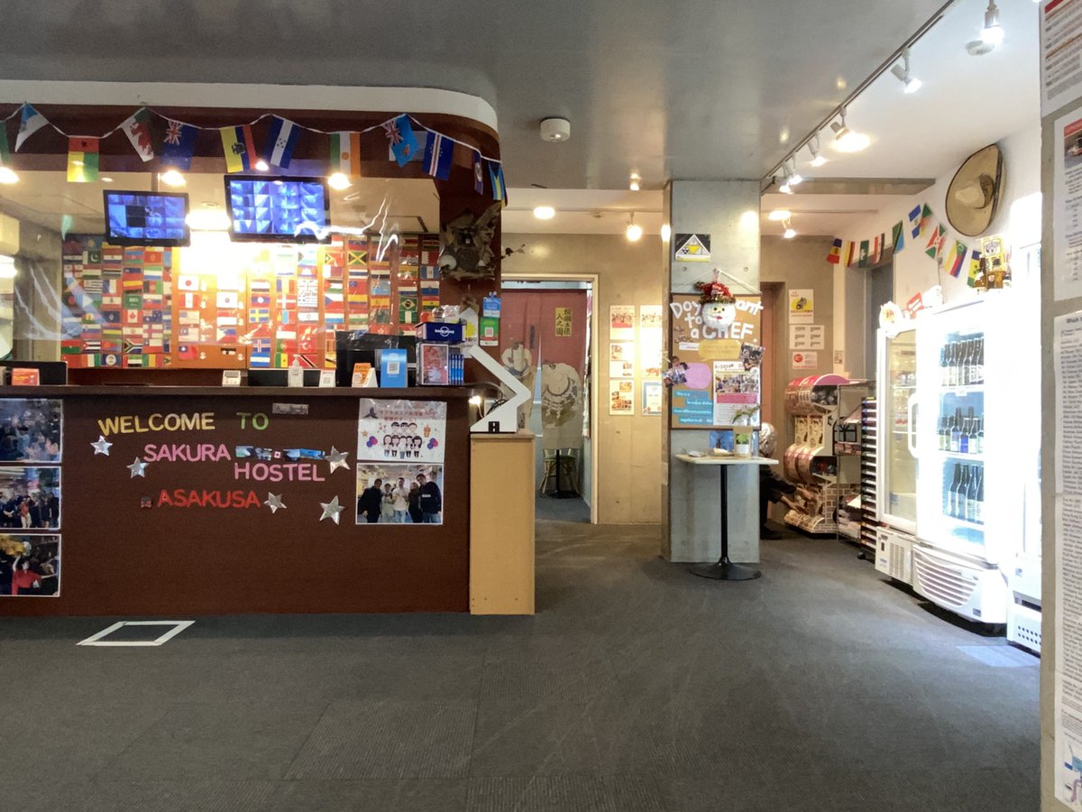 asakusa_hostel's tweet photo. #Ohayo -gozaimasu!!
It is #cold day today, but we are fine.
Our #cafe have four capsule toy machines in front of lift.
If you stop by for a break at our cafe during #Asakusa #walking, please try them.
#capsuletoymachine #sakuracafe #sakurahostel #break https://t.co/wRK1pneheP