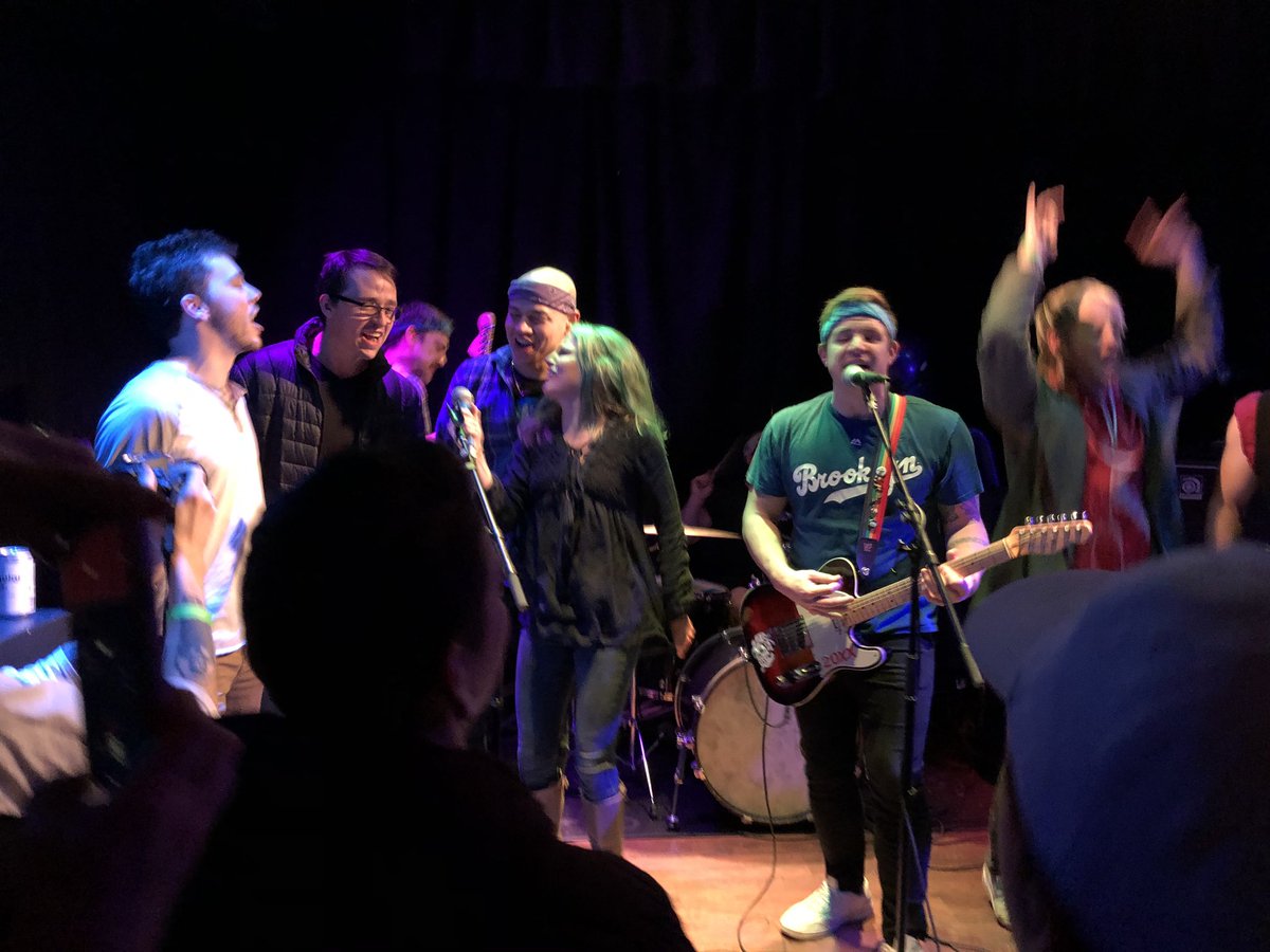papscun's tweet photo. Just came across this photo of me singing Tubthumping @pieshopdc last winter, and thought y’all might enjoy it. Definitely first on my list of post-pandemic music venues. 

H/t @tom_lebert for the photo. https://t.co/TqrjBSRx5m