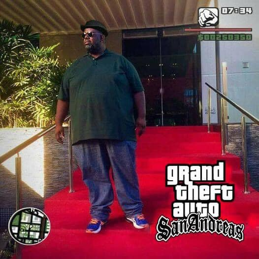 Página que criei p parar de encher minha galeria tweet media