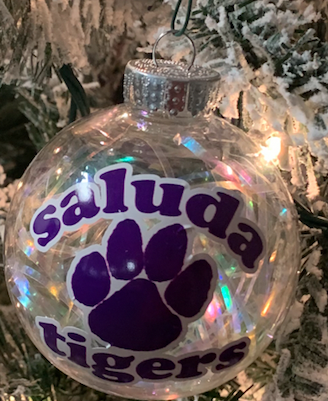 SaludaCounselor's tweet photo. A public service announcement to assist our @SaludaHigh Miss Tiger pageant, as they are selling holiday ornaments for $3 each. If you're interested in purchasing, please call Mrs. Goff to place your order. 864-445-3011 #MissTiger #SHSTigerPride #OneSaluda https://t.co/n4RV7G17L7