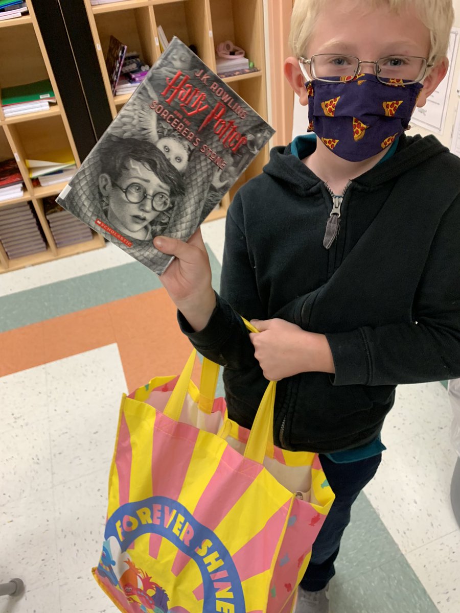 MsDemaris3's tweet image. Carter read and passed the first Harry Potter book in the series. 📚 I brought my copies of the rest of series and now he has those to enjoy!  🥳 #manateesmakeithappen