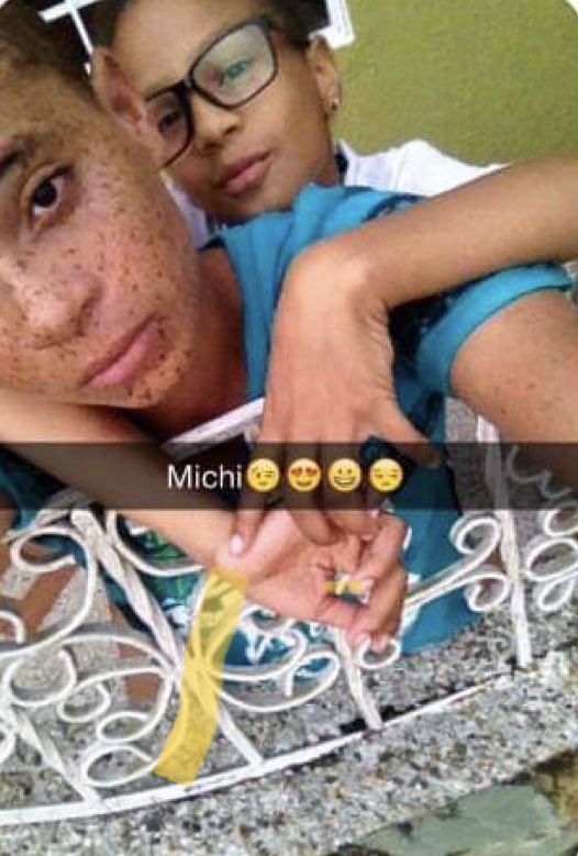 MichellBean7's tweet image. Como siempre te abrazaba, aún no lo creo, la palabra que describe todo mi amor y respeto es un gracias, un gracias que te diré por siempre, mi amigo, mi compañero, sólo me quedan los recuerdos y la satisfacción de que en vida con poco o mucho demostramos lo mejor, por siempre tú.