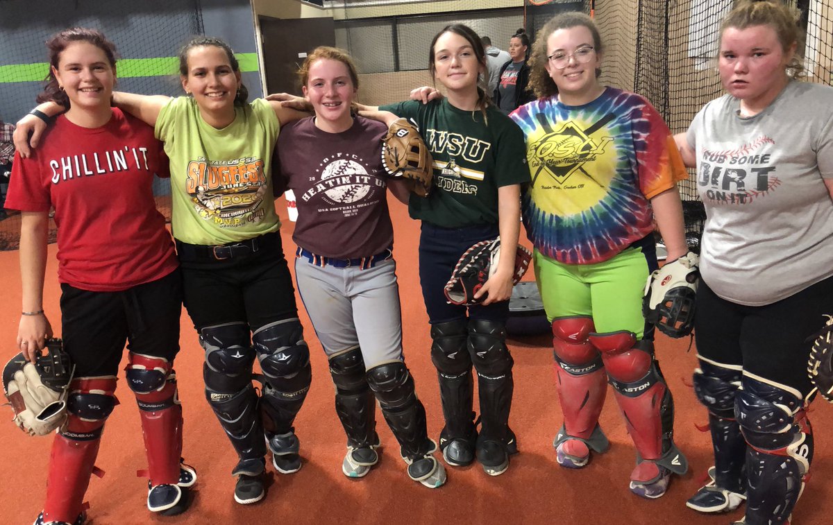 CoachJackieSB's tweet photo. The legs and lungs were pumping tonight. ❤️🔥🥎 #MyGirls https://t.co/8CjaSGwm8U