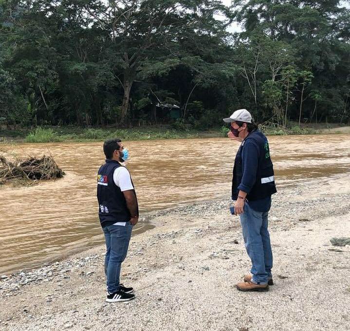 SantaMartaDTCH's tweet photo. ✅Articulación de acciones con IDEAM 

A través de la @GestionRiesgoSM, recorrimos las estaciones afectadas, por medio de esto activamos la alerta y se pudo hacer la evacuación oportuna de las familias. https://t.co/OgSZkP6S6q