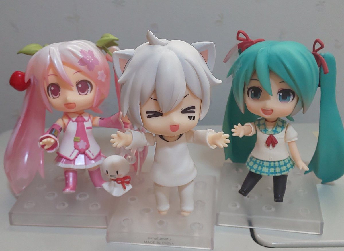 深夜のねんどろ撮影60分一本勝負 12/3【とりお】 Togetter まふまふ ねんどろいど
