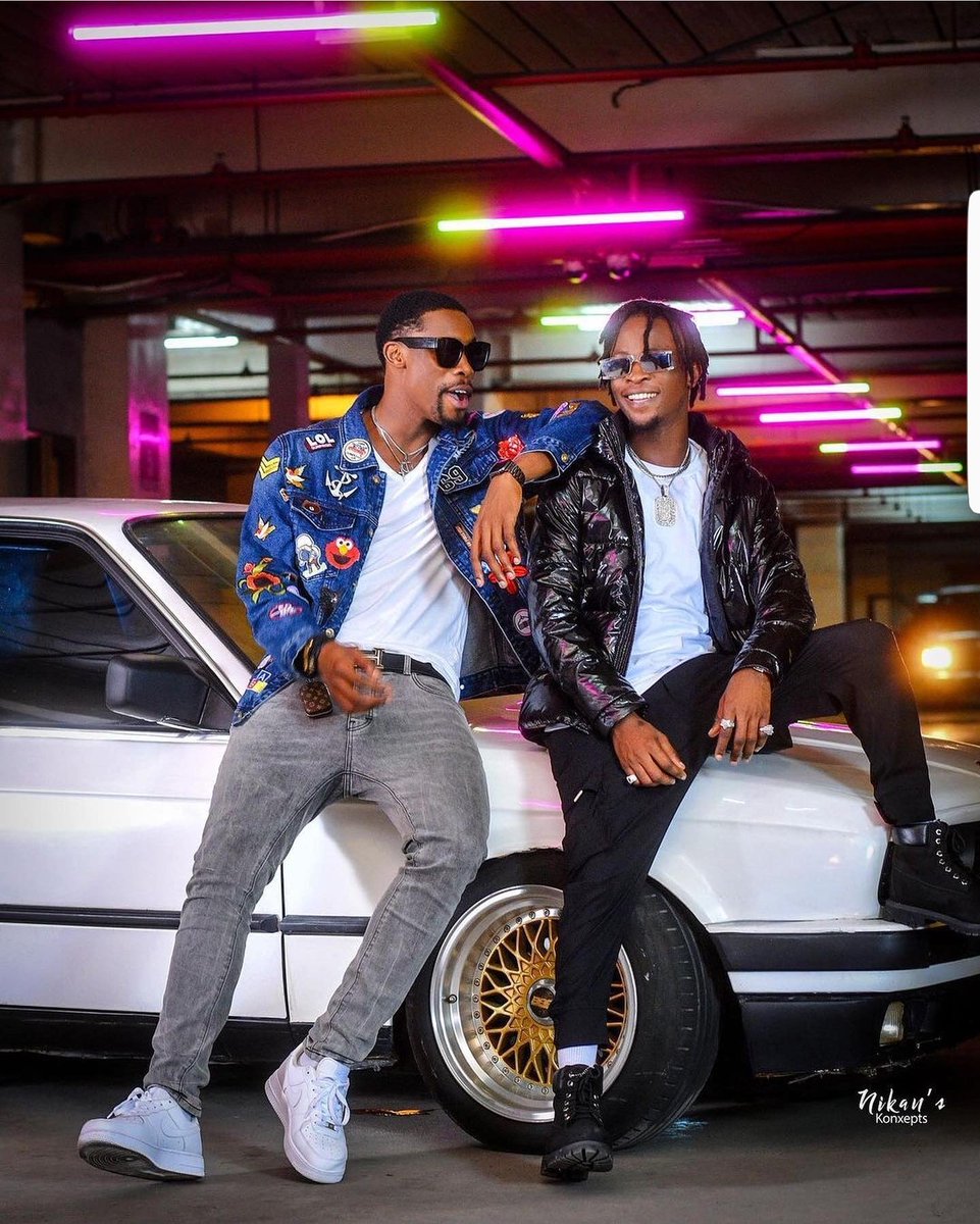 sweetboylomo's tweet photo. Let me bless your tl with this two fine guys. Shey won hans? 

#NEO #neoandvee #laycon #giroud #tachageng #kiddrica #KiddricaXSierraLeone https://t.co/88PKlQz7QF