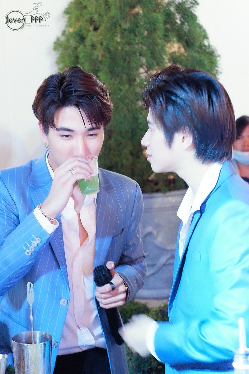 lover__PPP's tweet photo. รสชาติมันเป็นยังหื้ม 🤣
#KDPPE #PerthTanapon
#คนของแปลน #PlanRathavit #SimsetthixMPP https://t.co/afCyvwFnOZ