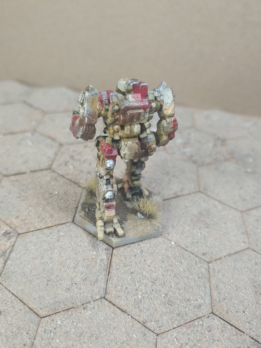 Black1993a's tweet photo. Desert grasshopper 🏜
#battletech #mechwarrior #wargaming #miniaturespainting @BattletechSL @LetsBattleTech @ArtofBattletech @CGL_BattleTech https://t.co/vsK8lplMHQ