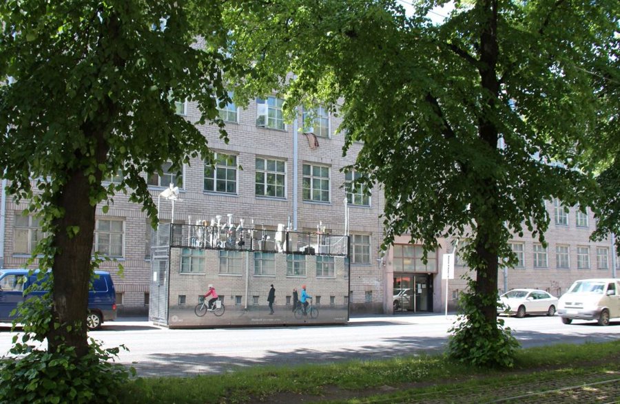 hsy_fi's tweet photo. Tänään Ilmanlaadun tutkimusseminaarissa on tarjolla aimo annos tutkittua tietoa ilmansaasteiden
👉 päästöistä
👉 pitoisuuksista
👉 lähteistä
👉 terveysvaikutuksista
👉 vähennyskeinoista. 
Kuulolla n. 130 asiantuntijaa. Ks. ohjelma: https://t.co/IIVdkn47rH #HSYilma #ilmanlaatu https://t.co/XoujMXmRNZ