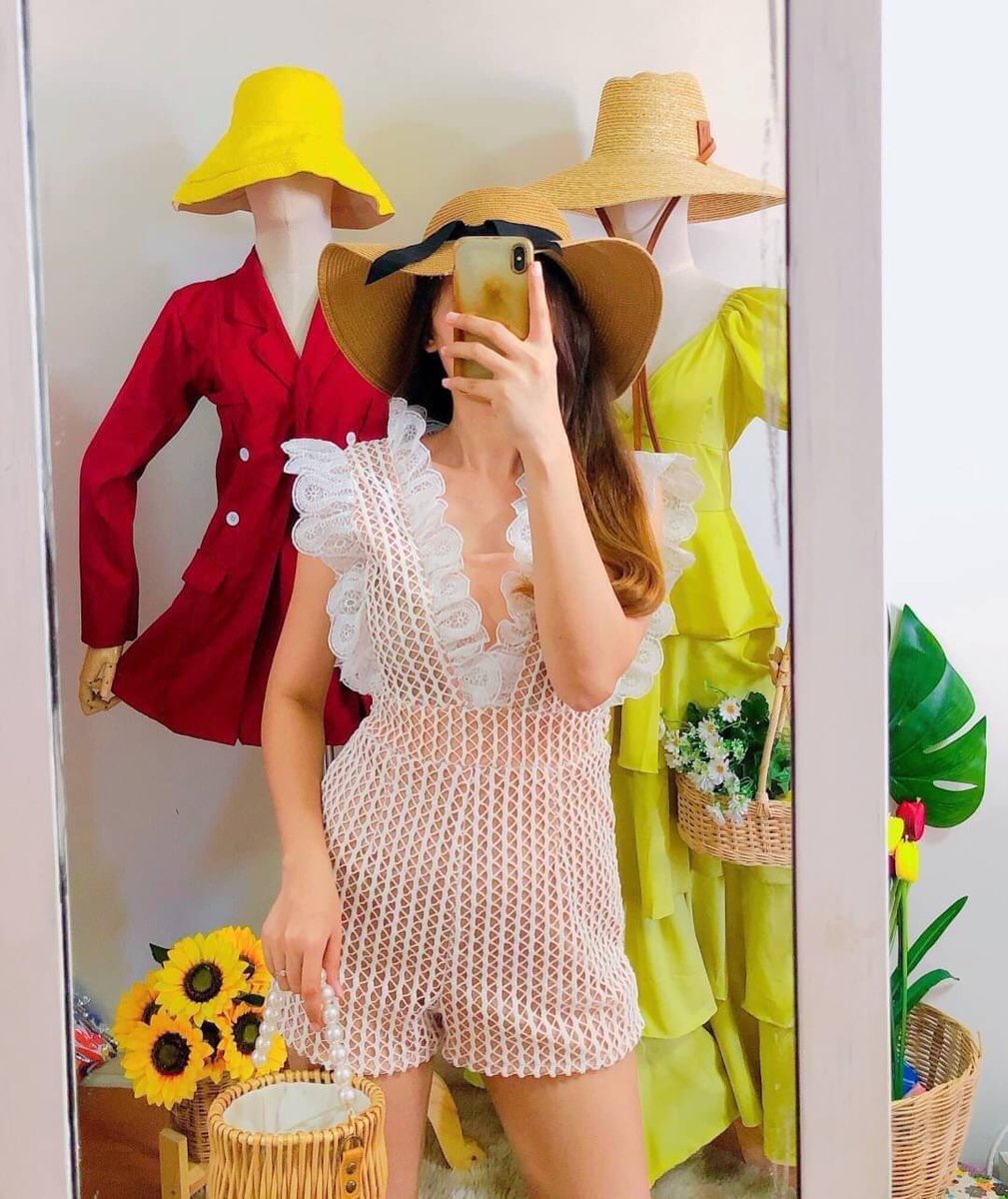 BMTRIPLE_'s tweet photo. 💜 พร้อมส่ง 💜
จั้มสูทตัวใหม่ใส่สวยเป้ะปัง งานแต่งระบายลูกไม้อย่างดี ใส่บานขึ้นทรง ช่วงบนสวยมากก ผ้าลูกไม้ทอหนา ซับในน้ำตาล ช่วงอกเย็บติดใส่ไม่โป้ ใส่ยืดหยุ่นเข้าทรงสวยมากก เอวพอยืดหยุ่นได้ค่ะ ซิปหลัง 

ขาว 
อก -36 เอว -30 สะโพก-36 ยาว 28-29”

390฿ ส่งฟรี
#พร้อมส่ง https://t.co/P2oSOIgfqD