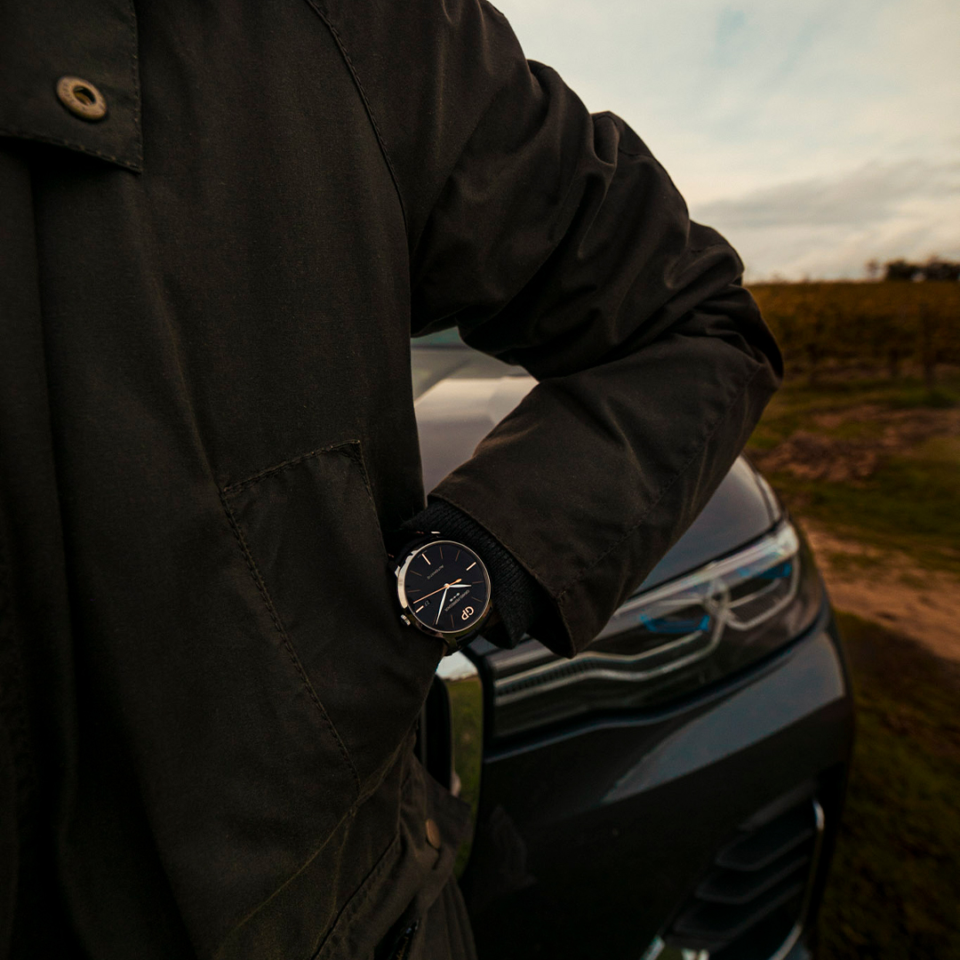 GirardPerregaux's tweet photo. @marcotaddeiofficial brought the 1966 40 mm Infinity edition for a spin in the Tuscany countryside.
Discover the 1966 Infinity Edition:  https://t.co/jjBDeRneTf

#GirardPerregaux #GP1966 #GPInfinity #Nature https://t.co/q9NOrrLn7S