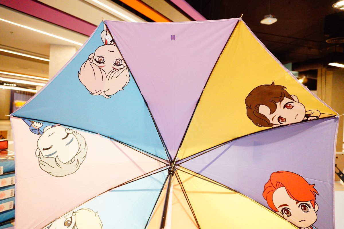 MUNX2SPACE's tweet photo. นอกจากนี้ยังมีสินค้าลิขสิทธิ์ ของเหล่าหนุ่มๆบีทีเอส
จากร้าน BTS Character Store มาให้เลือกซื้อตามใจชอบ
และพบ Give away ภายในงานนี้ งานเดียวเท่านั้น!! https://t.co/p3plAqEkYb