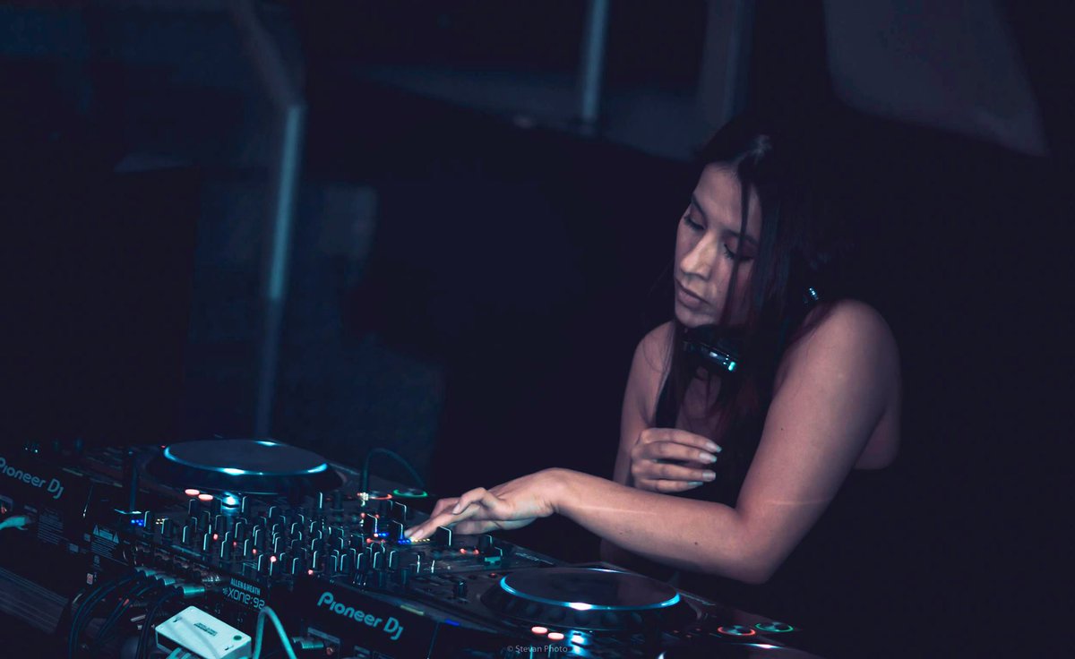 Le 19 octobre à Déviations sur CKIA FM 22h : Willy Parker, <a href="/Monoloc/">Monoloc</a>, @KeithCarnal, <a href="/Alenorthallsen/">Alejasancheznorthallsen</a>, <a href="/dinosabatini/">Dino Sabatini</a>, <a href="/inigokennedy/">Inigo Kennedy</a>, Setaoc Mass, <a href="/gary_beck/">Gary Beck</a>, Ancient Methods, <a href="/FJAAK/">FJAAK</a>, <a href="/AnthonyCastaldo/">Anthony Castaldo</a>

23h : <a href="/DJIlonaMaras/">Ilona Maras</a>, <a href="/UMEK_1605/">UMEK</a>, <a href="/rephate/">Renaldo Cleophat</a>, <a href="/LewisFautzi/">LewisFautzi</a>, @SHFTD_AVN &amp; <a href="/Paulatemple/">Paula Temple</a>