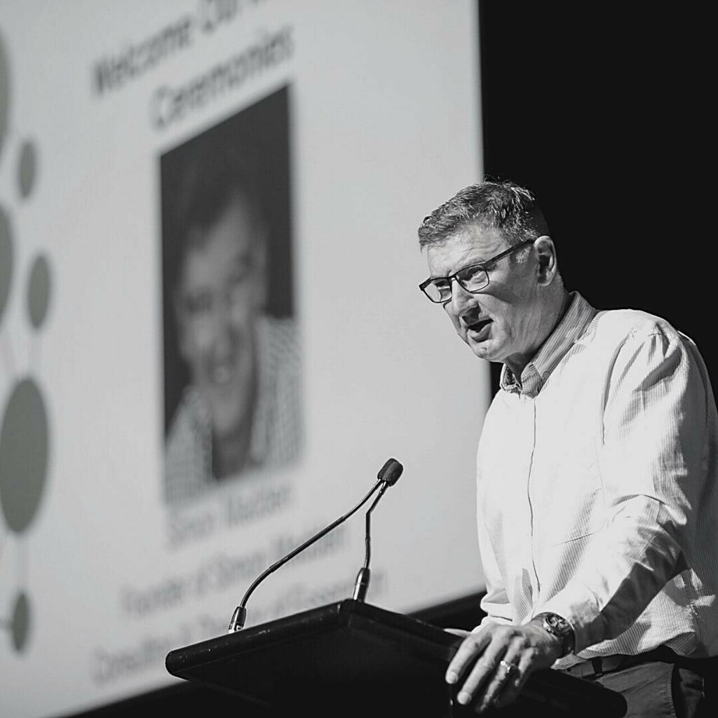 As we navigate our new normal going into 2021, corporate conferences &amp; organisational events will take centre stage again.

Simon is available as a keynote speaker on a range of topics:
~ Improving work, client and staff relationships
~ Building producti… instagr.am/p/CIUeLW6o2My/