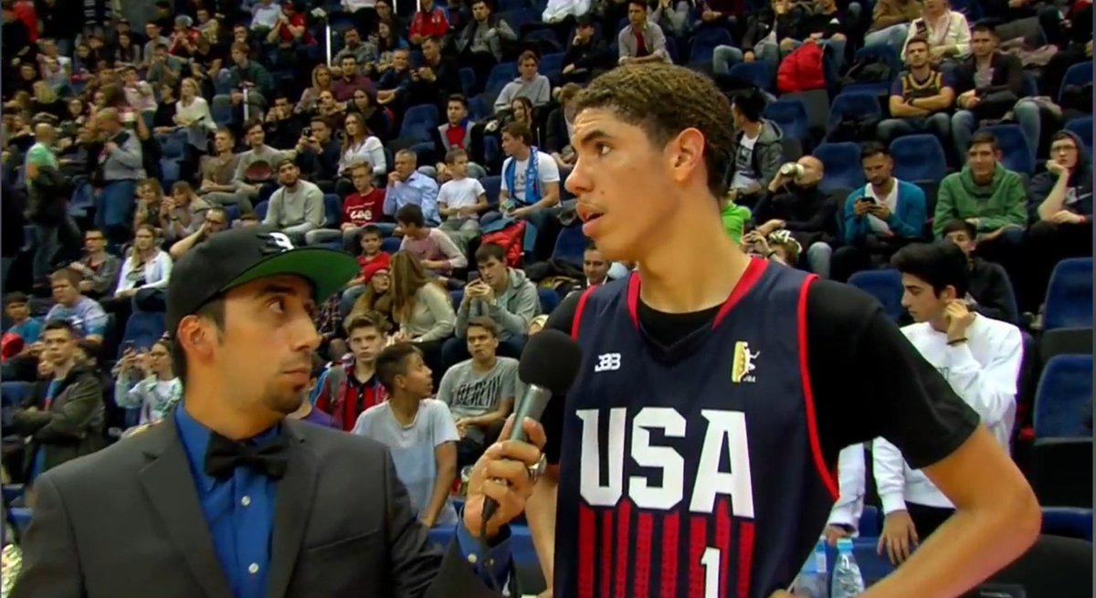 Melo with the Charlotte Hornets and Gelo to the Detriot Pistons. Unfortunately there isn't a photo of me interviewing Lonzo during his days at Chino Hills. Lavar spoke into existence! #NewBallEra
Also, perhaps the black bow tie, blue shirt combo was good mojo? https://t.co/jwFP3ItPVe