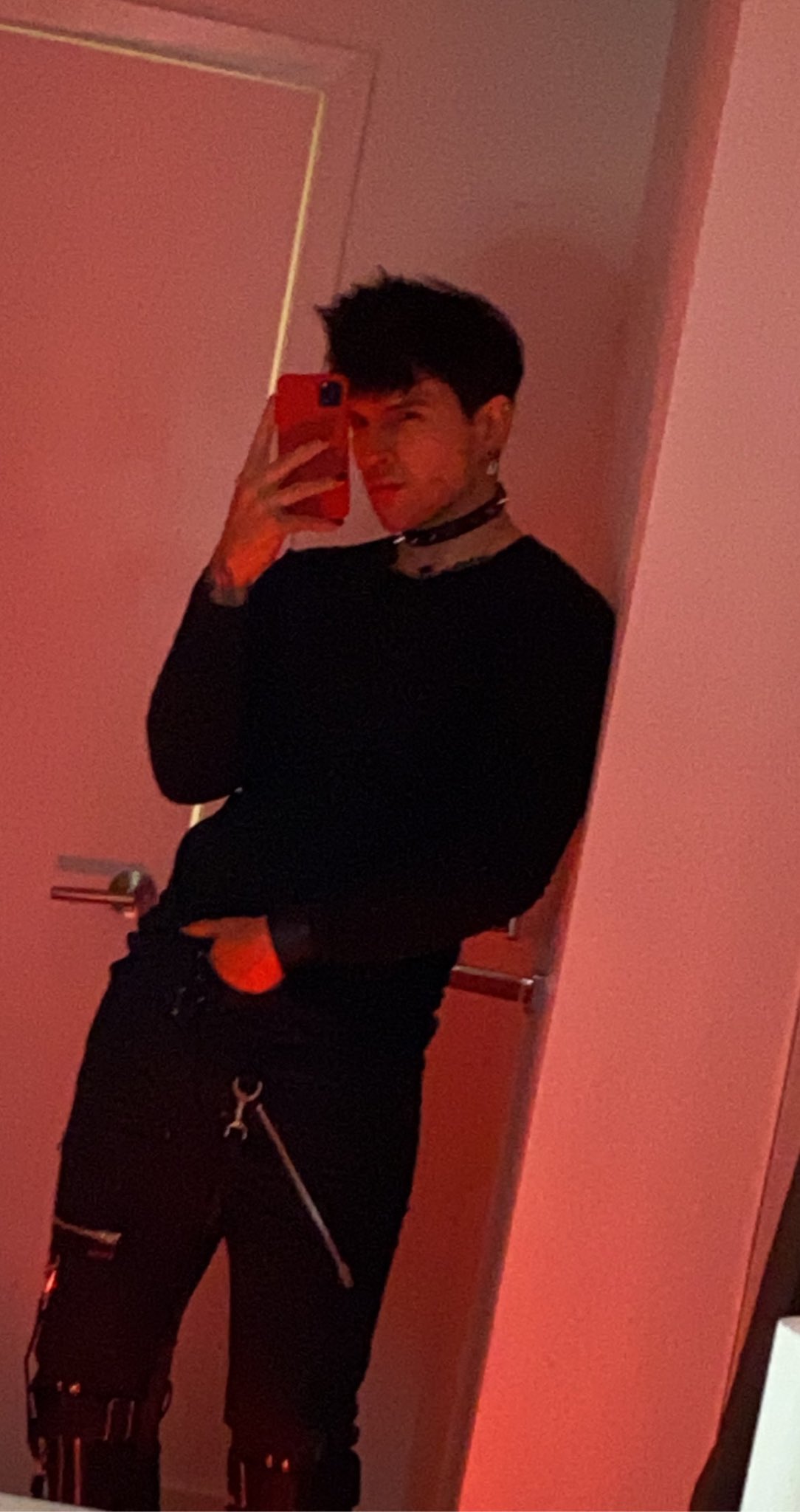 TW Pornstars - 1 pic. Trevor_wagner. Twitter. Low quality good fit. 3: