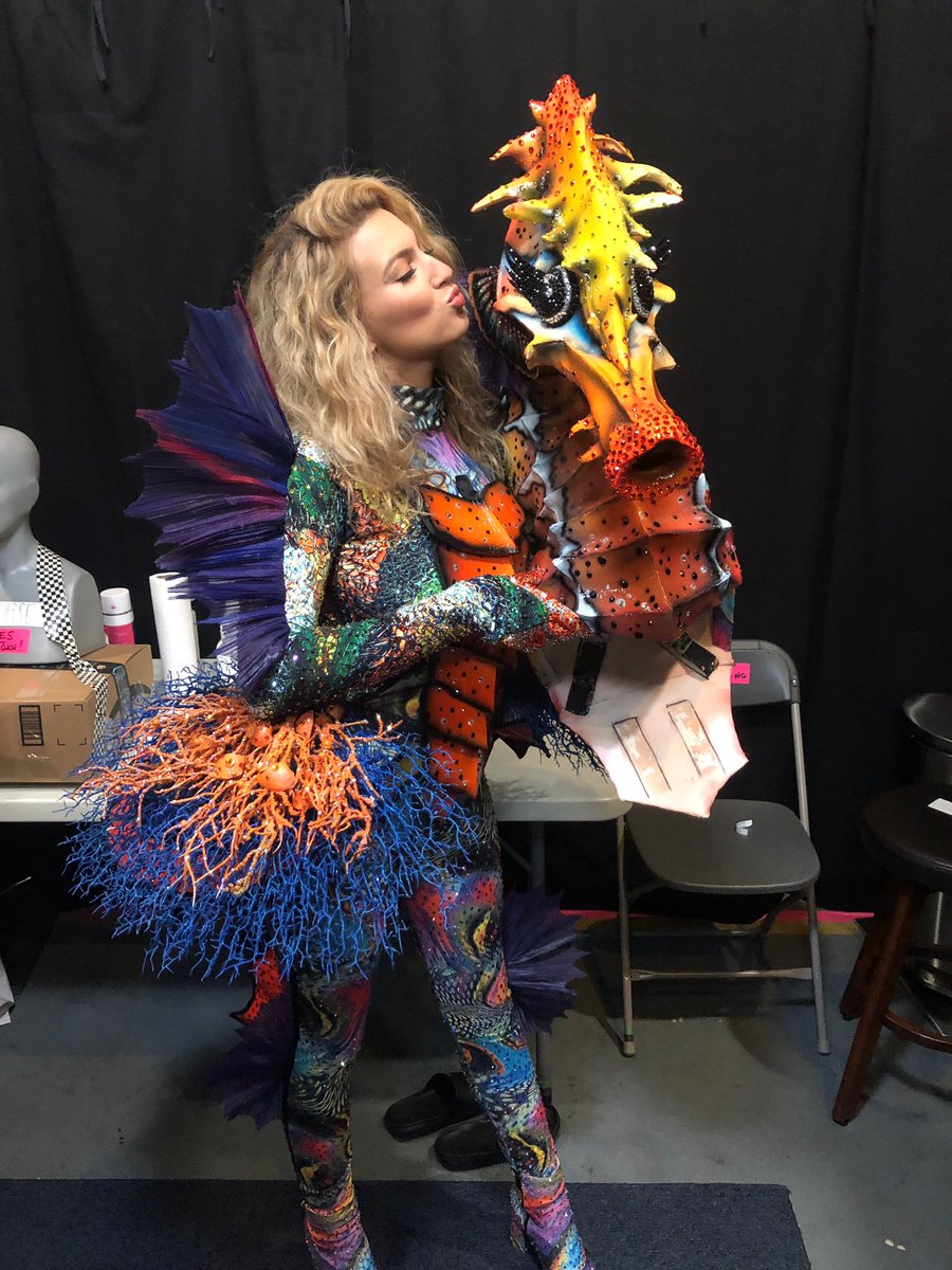 torikelly's tweet photo. THANK YOU MASKED SINGER FOR SUCH AN INCREDIBLE EXPERIENCE!!!! i’m gonna miss being the seahorse but let’s be honest... she’s a part of me now🌊🐴 HEEHEE✨!!!! https://t.co/P7oISMAUwc