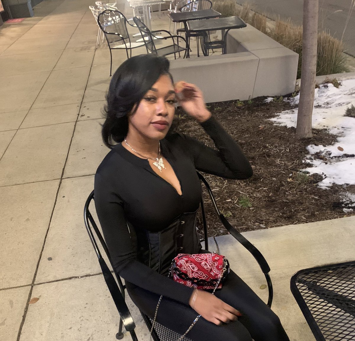 NiaSimone1202's tweet photo. Sitting pretty 🤩 happy birthday to me https://t.co/SmwUCW1YSQ