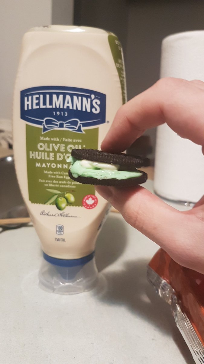 FoodAint's tweet photo. S/O to @Hellmanns <3 https://t.co/maPtpirxzG
